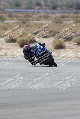 media/Oct-02-2025-Racers Edge (Thu) [[2c91cb6ab3]]/3-B Group/Session 3-Turn 16 (12pm)/